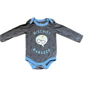 Baby boy long sleeve onesie of Harry Potter